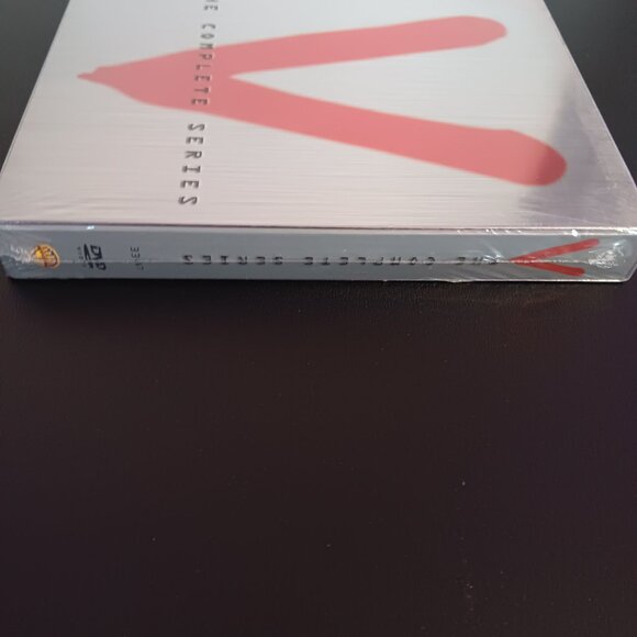 V THE COMPLETE SERIES DVD NEW IN PACKAGE - Picture 6 of 6